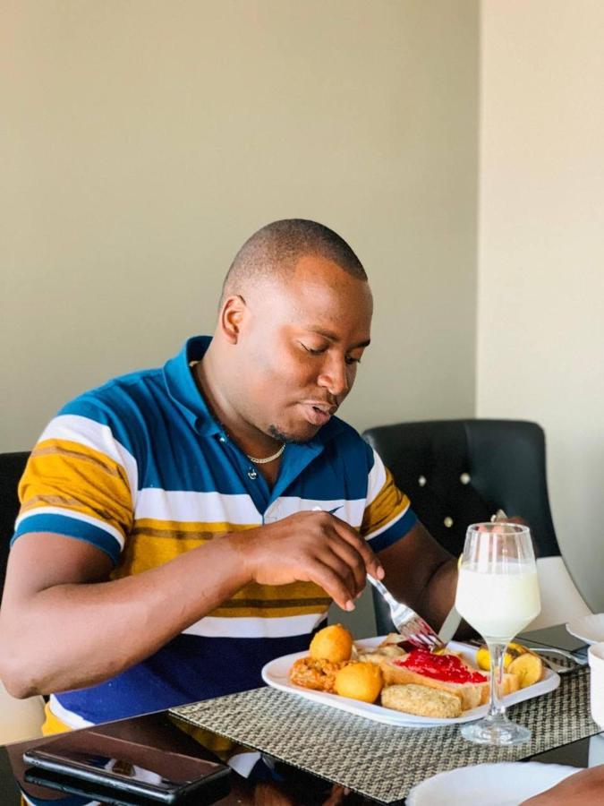 Leyshof Hotel Mwanza Kültér fotó