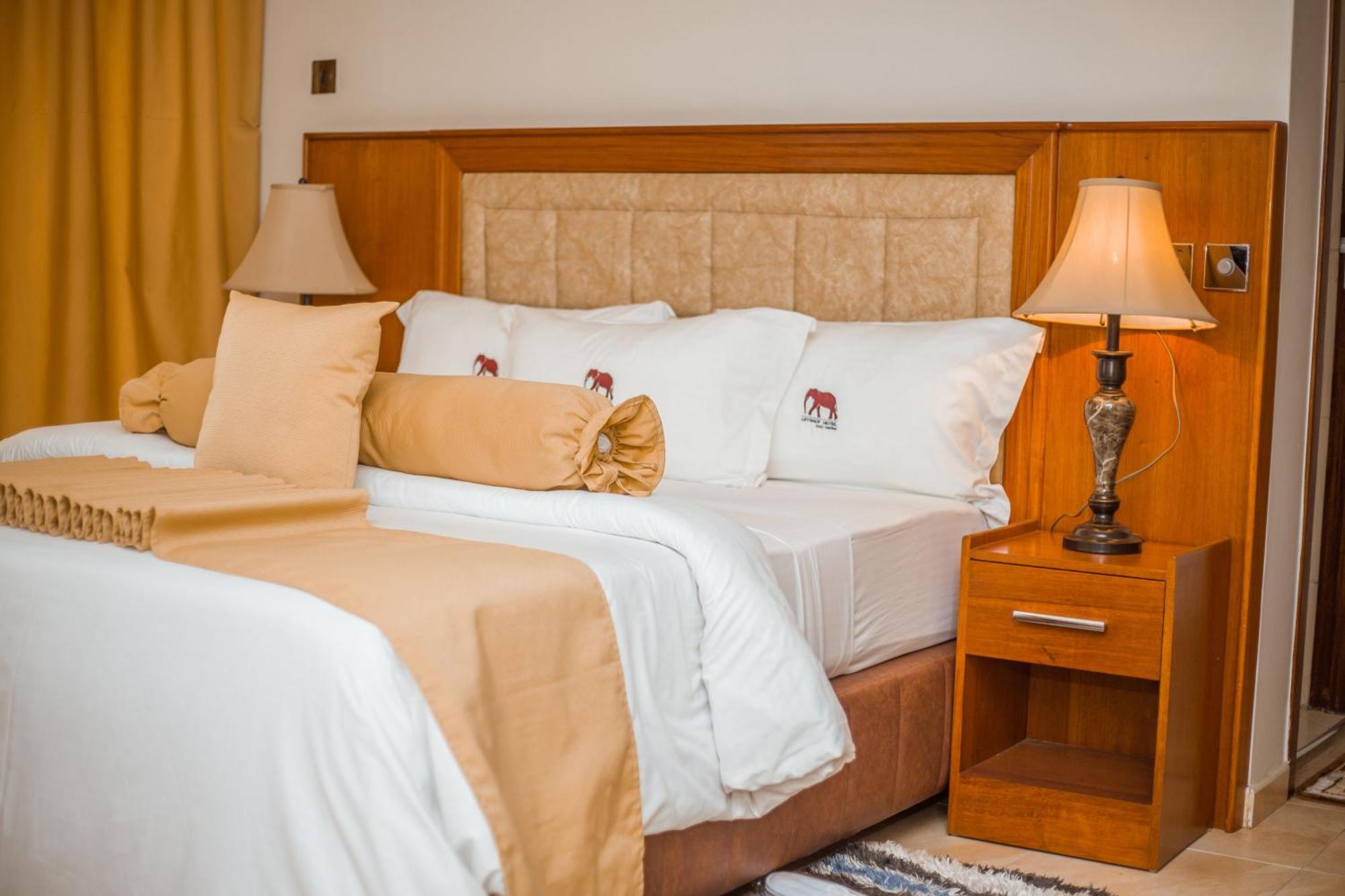 Leyshof Hotel Mwanza Kültér fotó